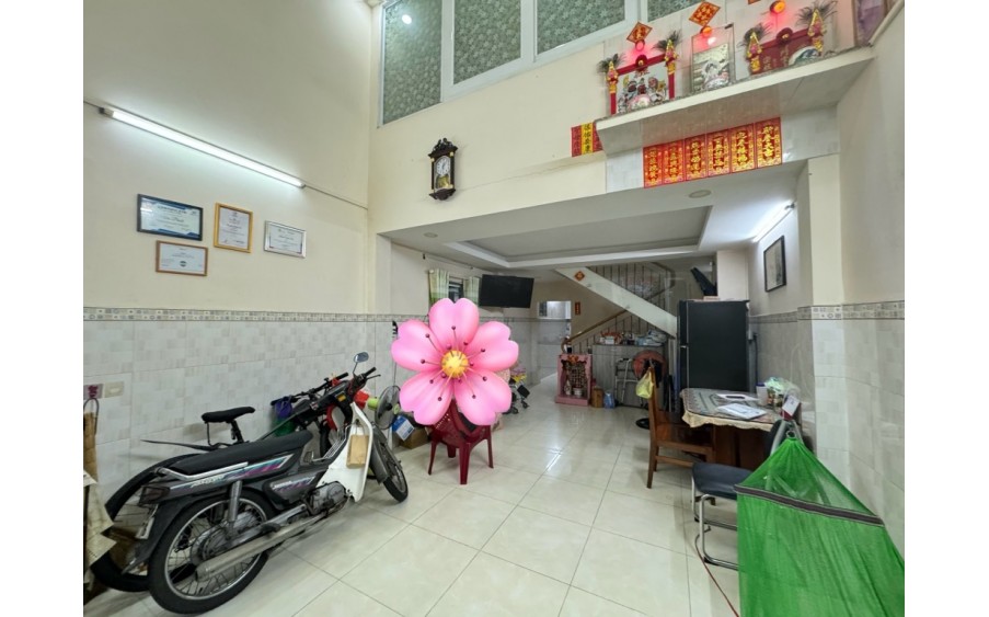 Nhà Hxh Âu Cơ Cạnh Lê Đại Hành, Hẻm 7m, Rộng Rãi, Dân Trí, Nhà 55m2, 4 Tầng, 6pn, Giá Rẻ Chỉ 8.1 Tỷ